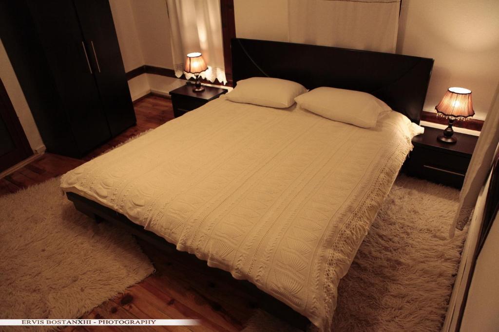 Guest House Bujtina Leon コルチャ 部屋 写真